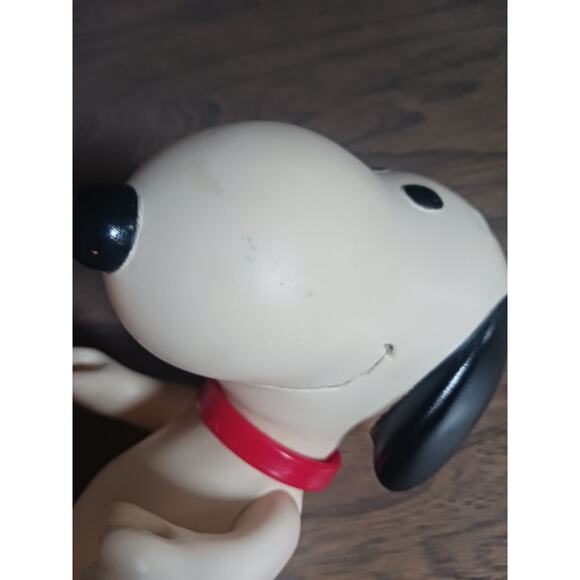 Vintage 1966 Peanuts Snoopy Poseable Vinyl Toy Figure - Picture 6 of 8